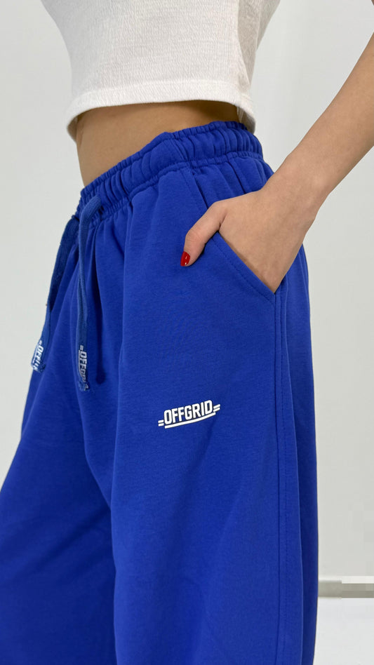 LOUD
Blue