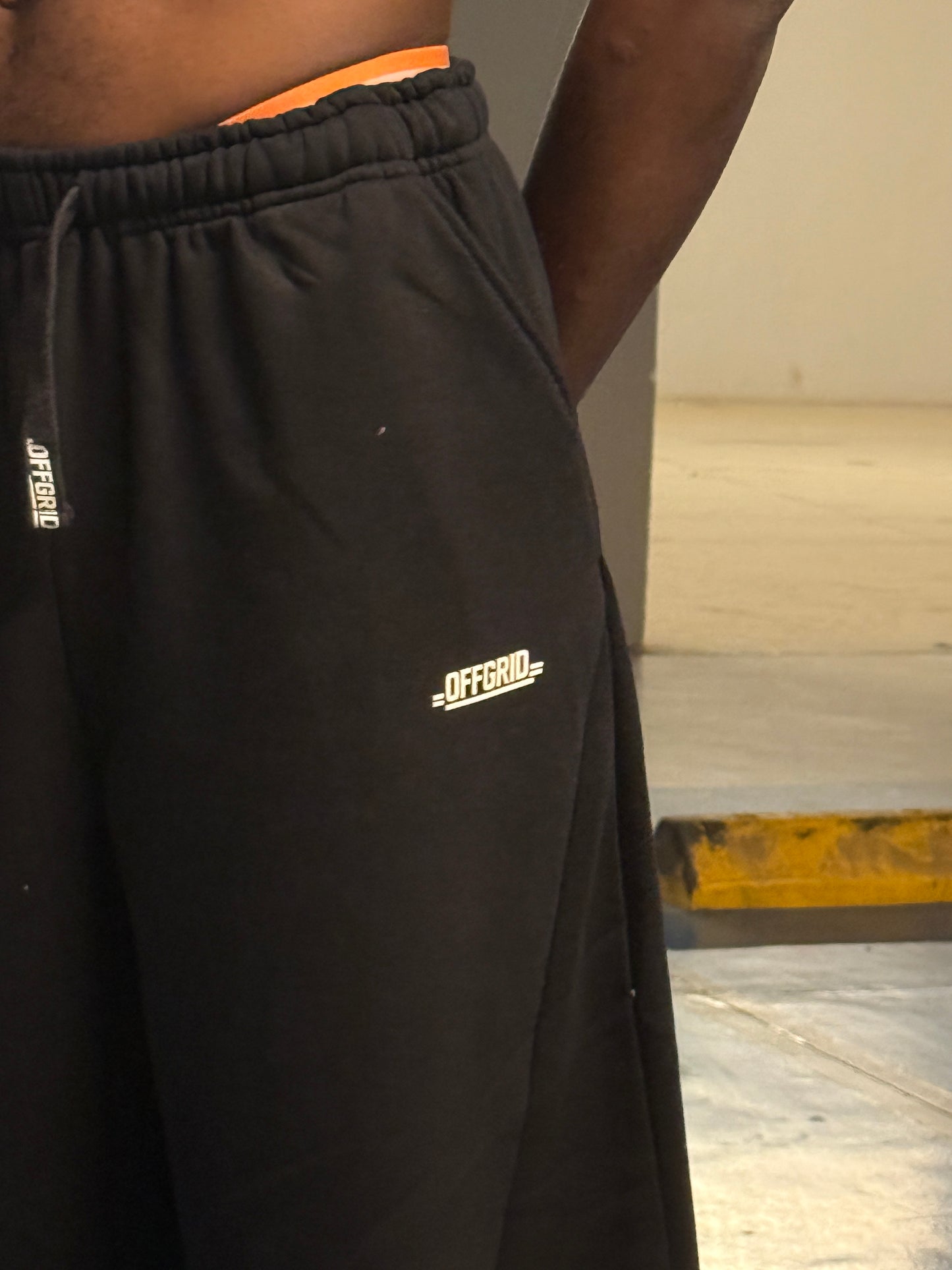 STRUCTURE  Black (man)