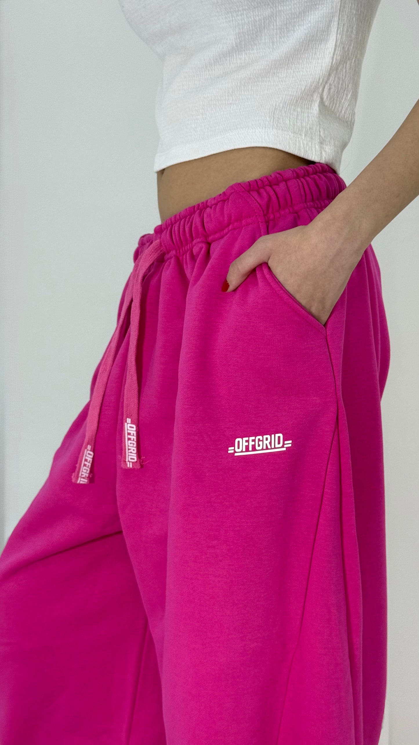 STRUCTURE
 Pink