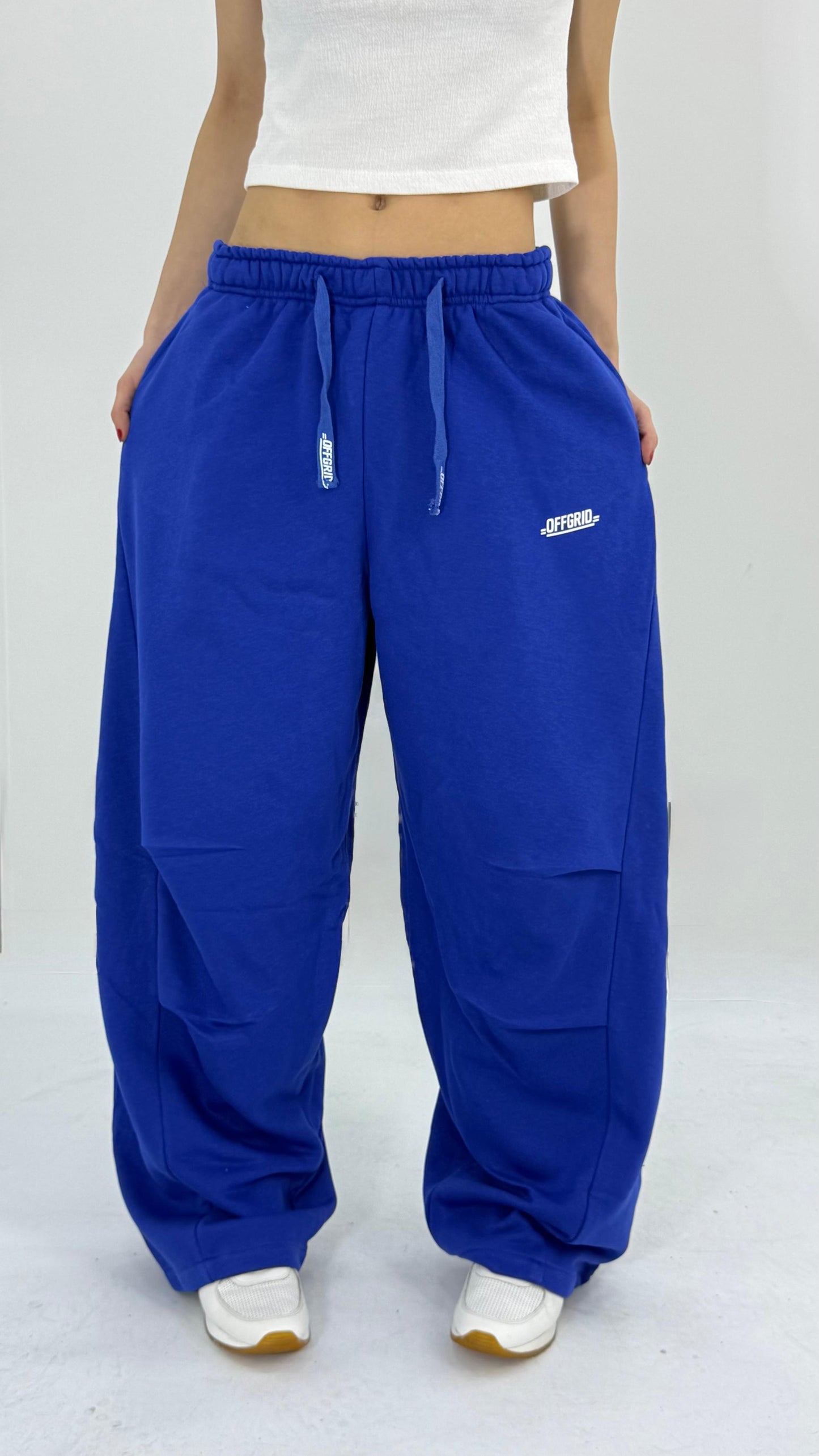 STRUCTURE
 Blue