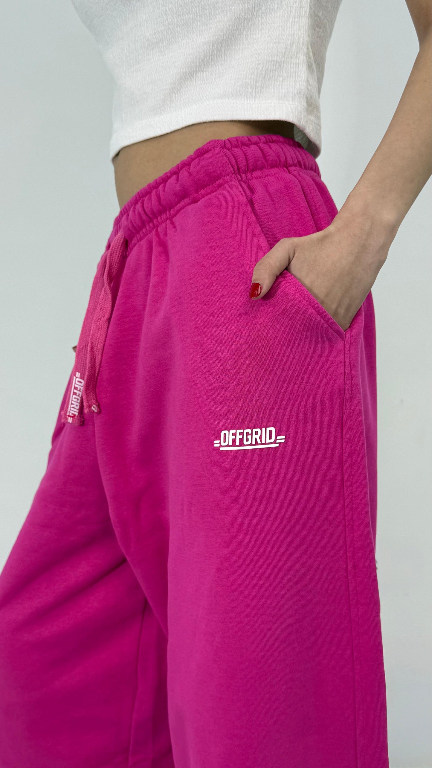 LOUD
 Pink