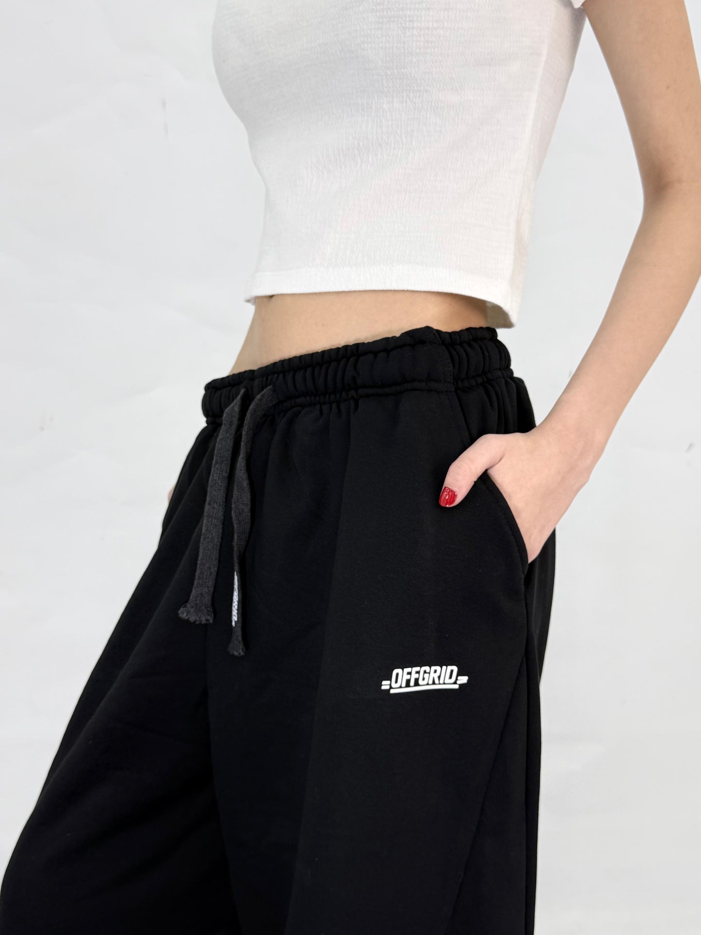 STRUCTURE
 Black